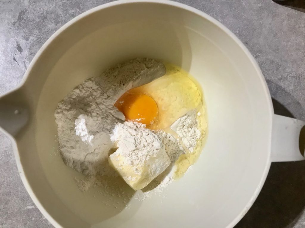 αχλαδόπιτα,ευκολη αχλαδόπιτα,αχλαδόπιτα συνταγή,τάρτα αχλάδι,αχλάδι,αχλάδι θερμίδεσ,τάρτα,τάρτα φρούτων