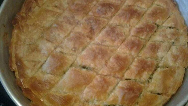 τσουκνιδοπιτα