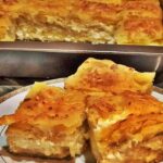 τυρόπιτα με μπεσαμέλ,σπιτική τυρόπιτα,συνταγή για τυρόπιτα,Πίτες