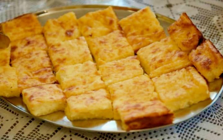 τυρόπιτα σουφλέ,Πίτες