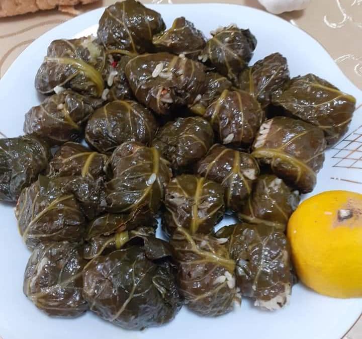 ποντιακά σαρμαδάκια,σαρμαδάκια με μαύρα λάχανα,ποντιακή συνταγή,Συνταγές φαγητών